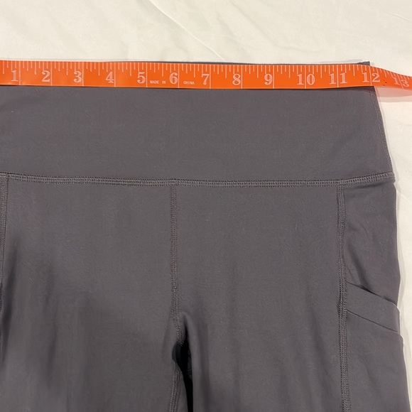 Fabletics cropped joggers - Picture 4 of 4